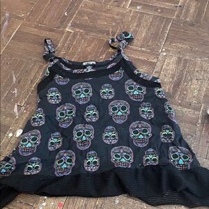 Hot Topic Black and Green Skull Camisole tank top sz med